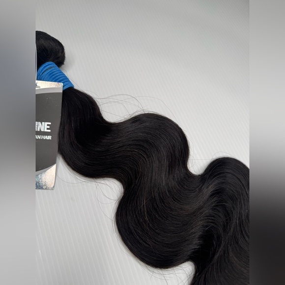 100% Unprocessed Natural Black Virgin Human hair  Body Wave Style in 20 In - Picture 2 of 5